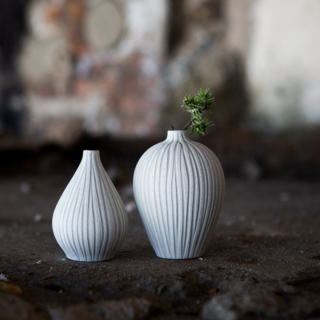 Medium Ceramic Vase in Sand White Stone Stripe