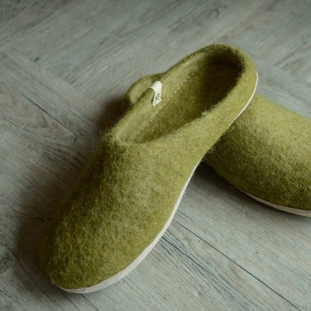 Slippers in Moss Green - 3 sizes