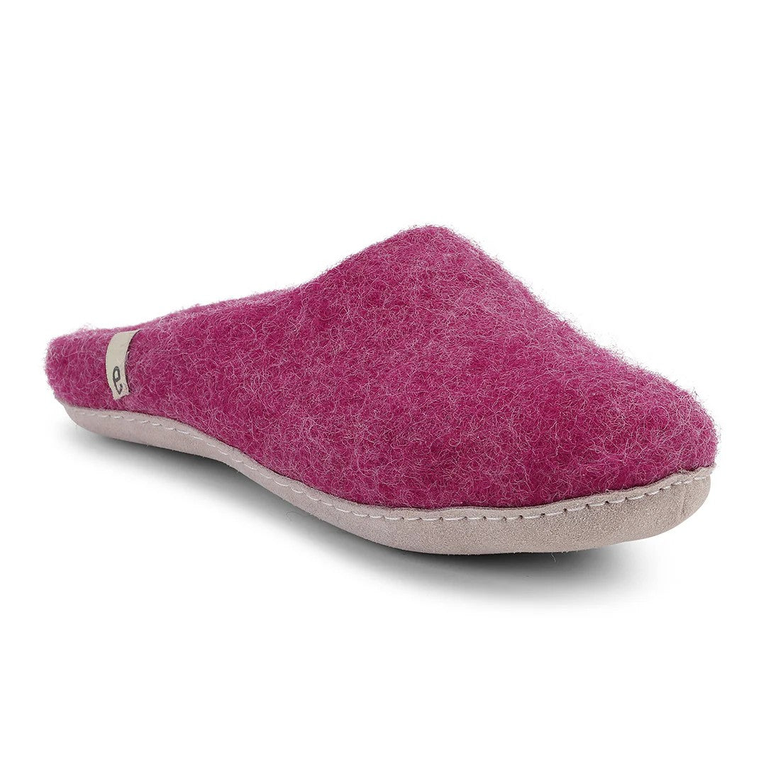 Slippers in Cerise - 3 sizes