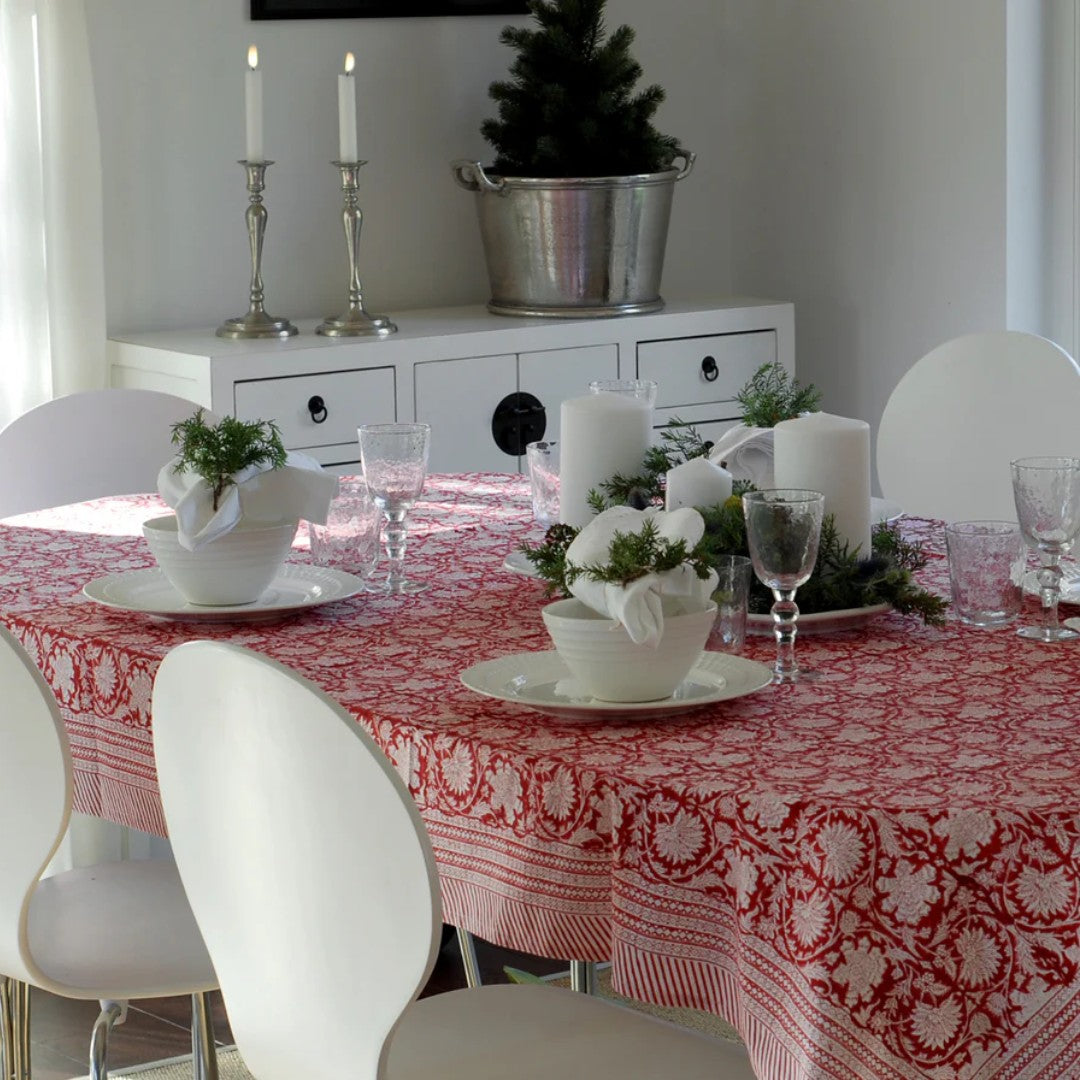 Large Paradise Pattern Tablecloth in Red