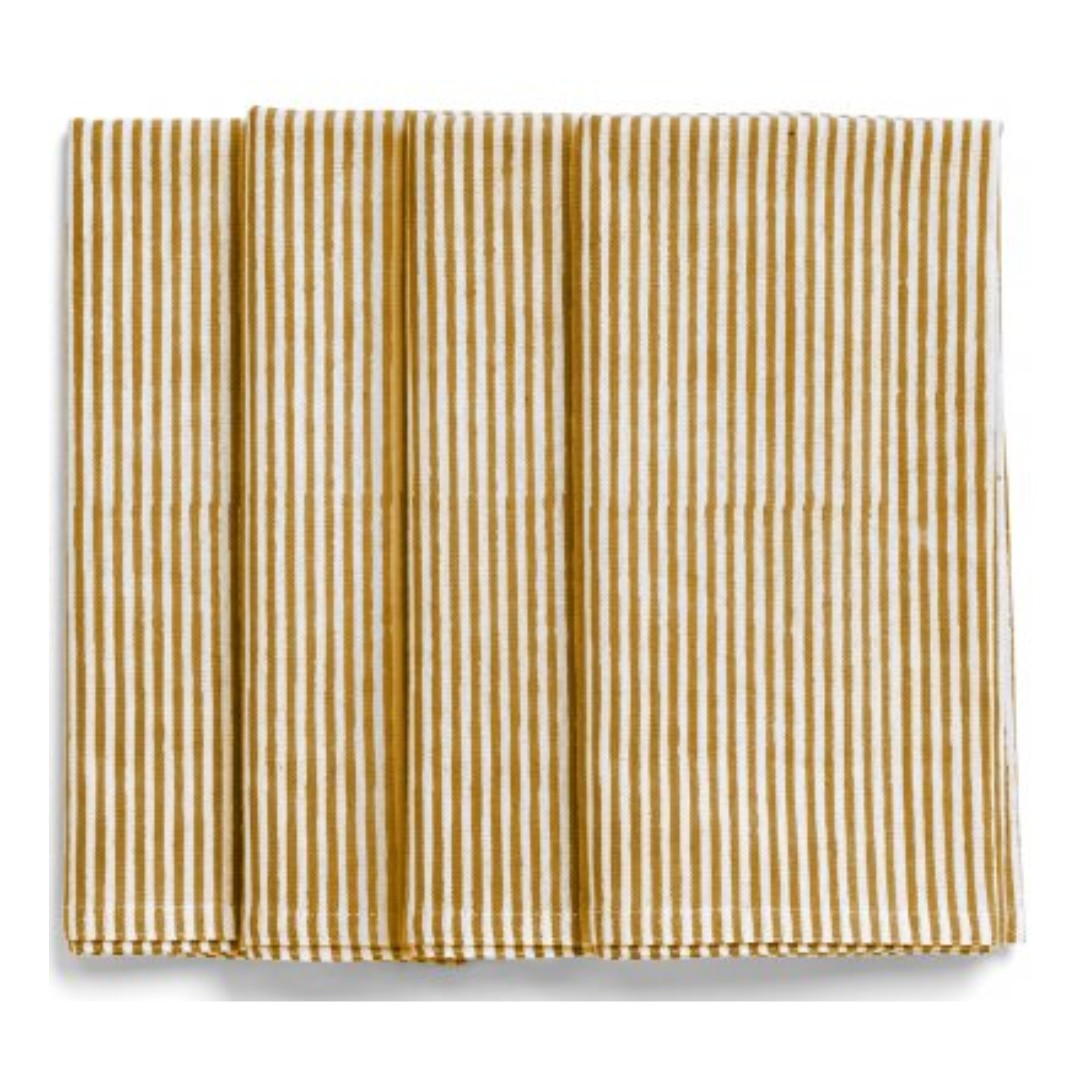 Set of 4 Napkins with Paradise Stripe Pattern in Lion Yellow