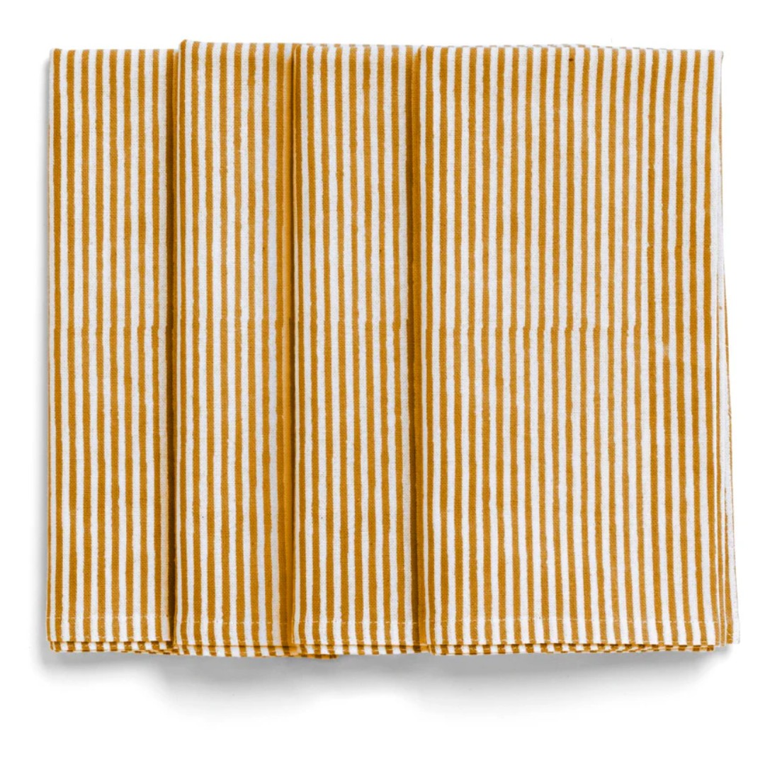 Set of 4 Napkins with Stripe Pattern in Rose