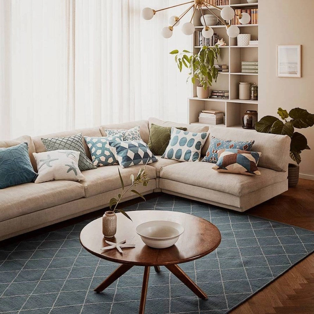 Diamond Rug in SKy Blue & Off White
