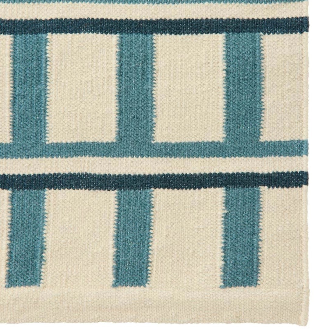 Mysore Rug in Heaven Blue & Off White