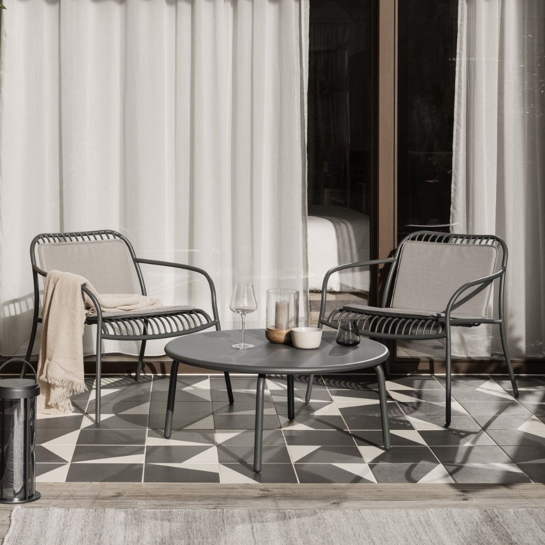 Outdoor Wire Arm Chair in Granite Grey with Seat Rest