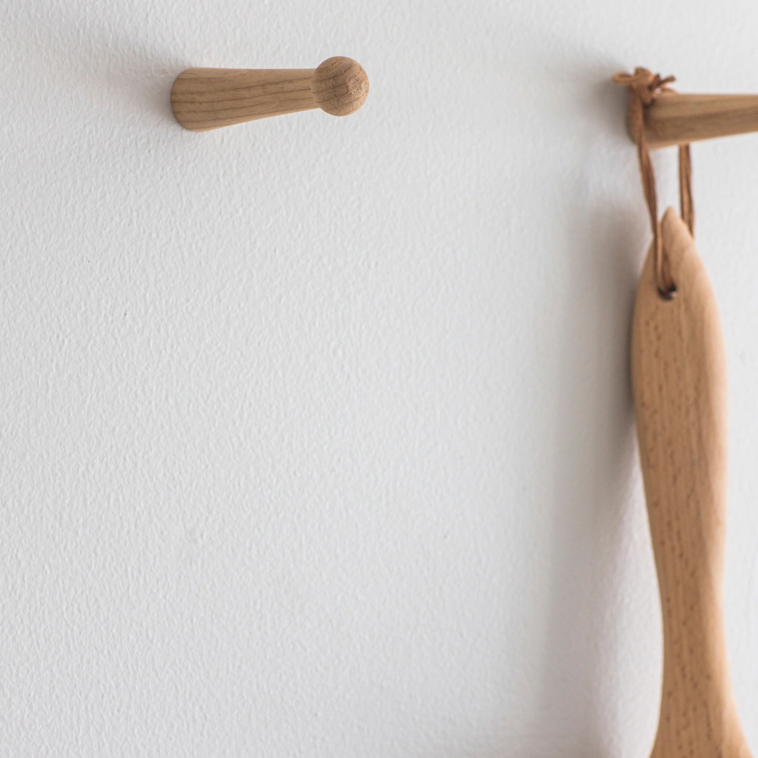 Oak Pegs Set of 2