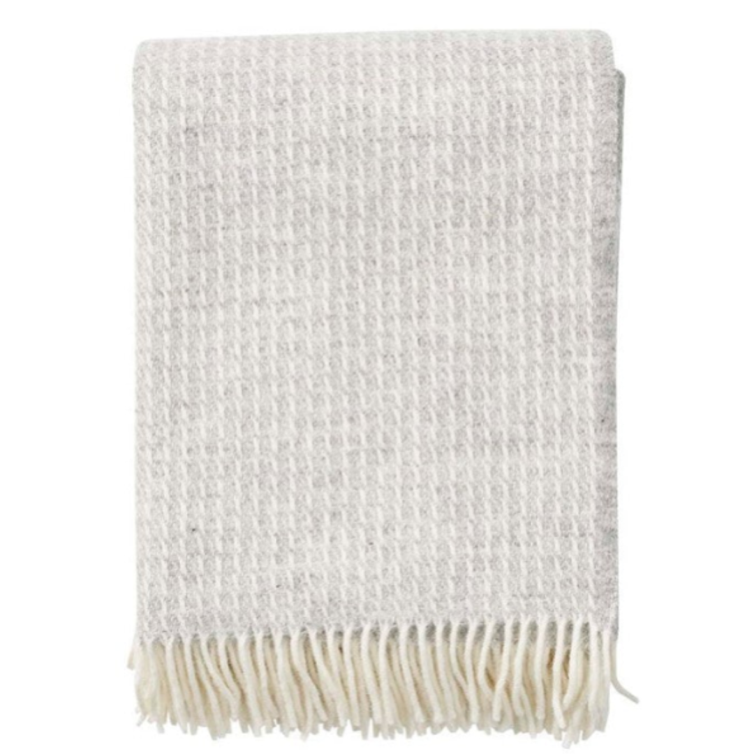 Line Throw in 5 Colours