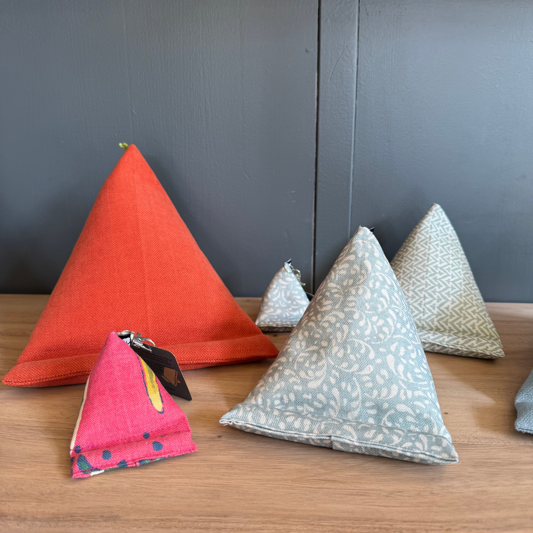 Patterned Tablet Stand