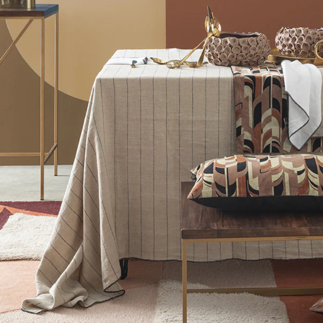 Blanc Calvi Tablecloth 160 x 250cm