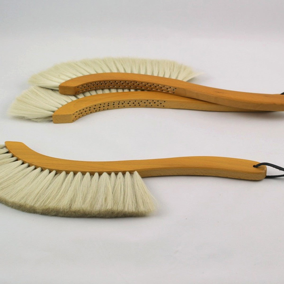 Sickle Shaped Goats Hair Brush