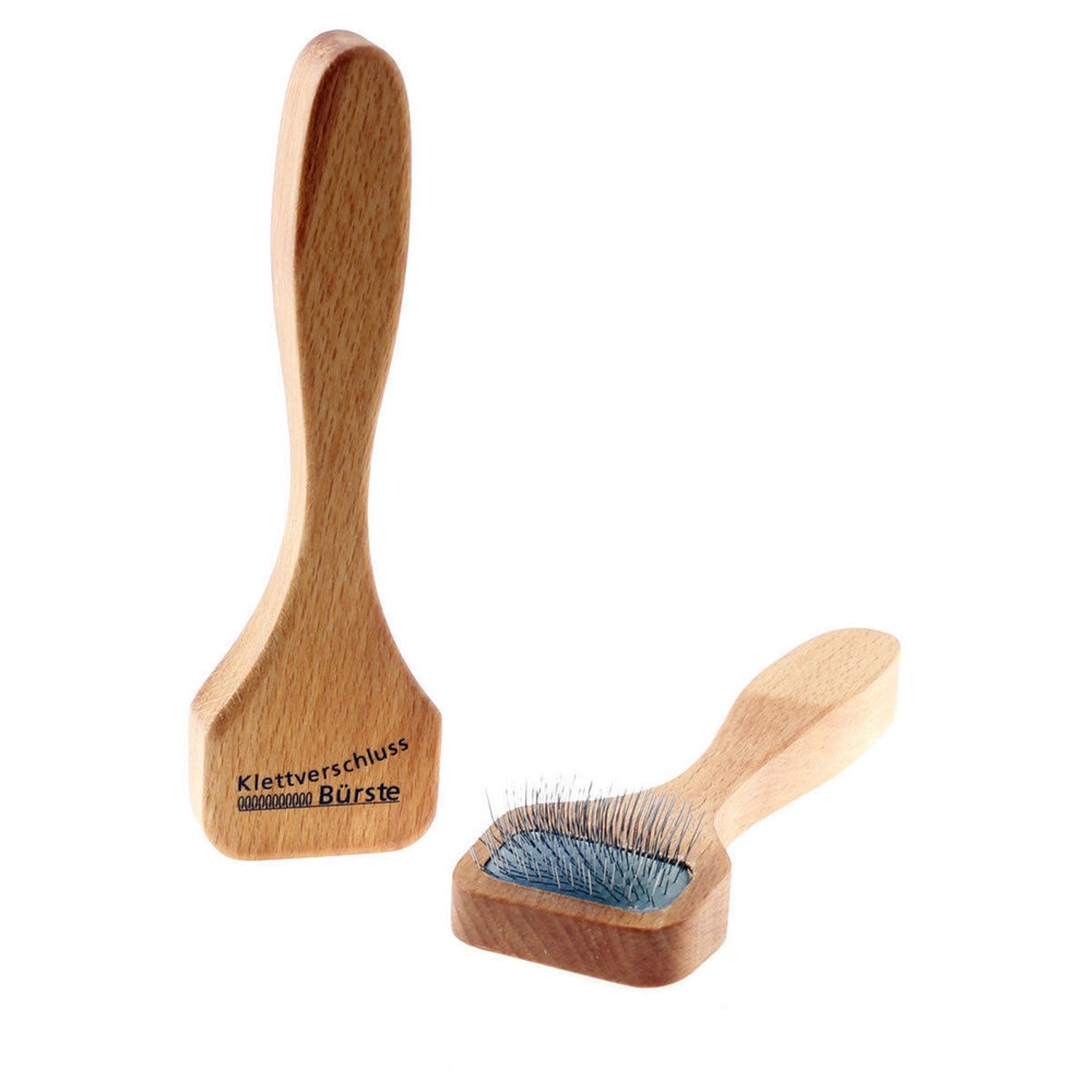A brush to clean your velcro patches on clothes and fastenings