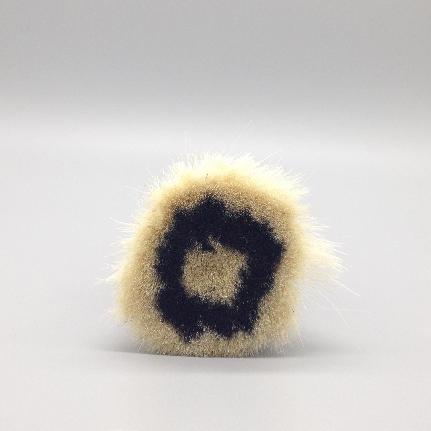 Self Standing Sensitive Dust Brush