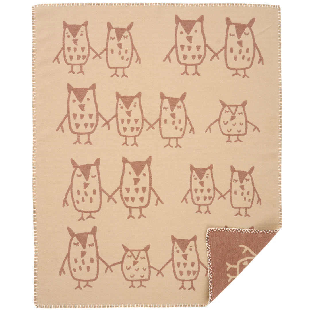 Hand in Hand Blanket in 3 Colours