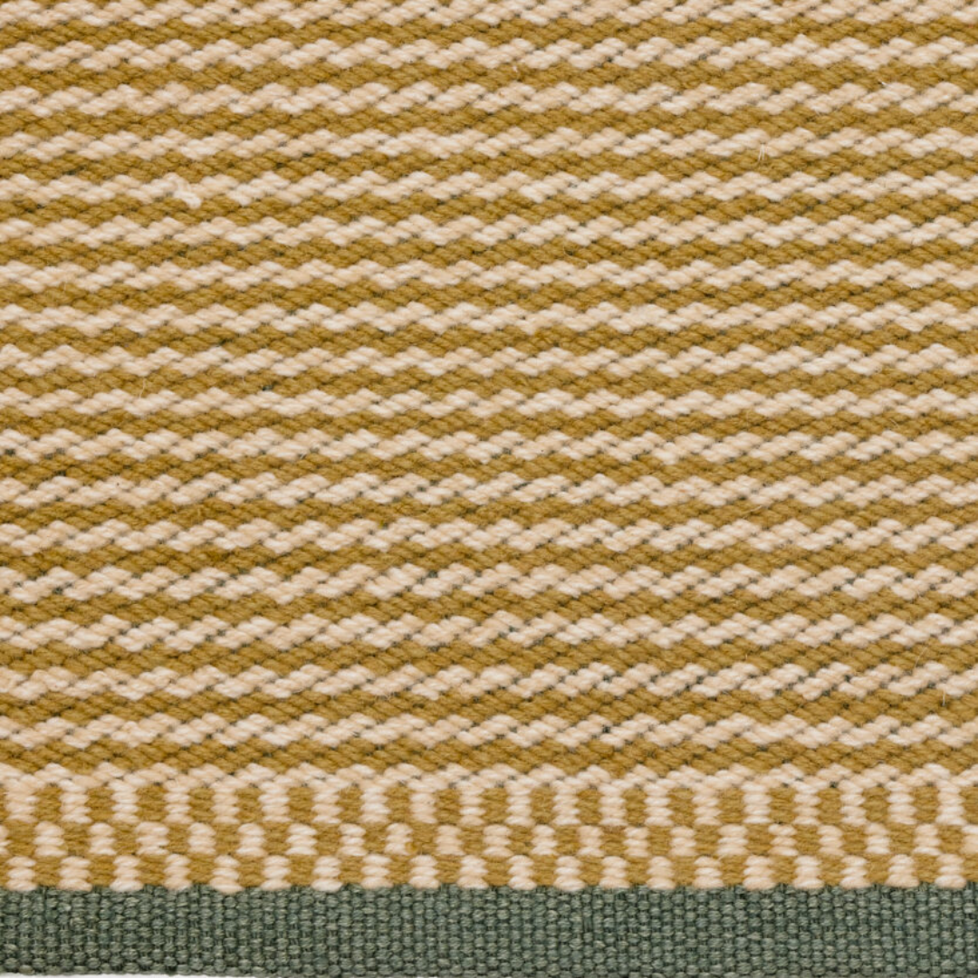 Hay & Off White Daisy Rug in 2 Sizes