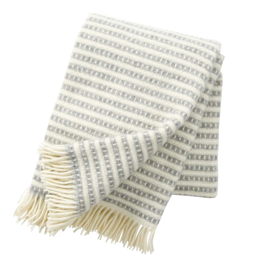 Olle Throw - 3 colours