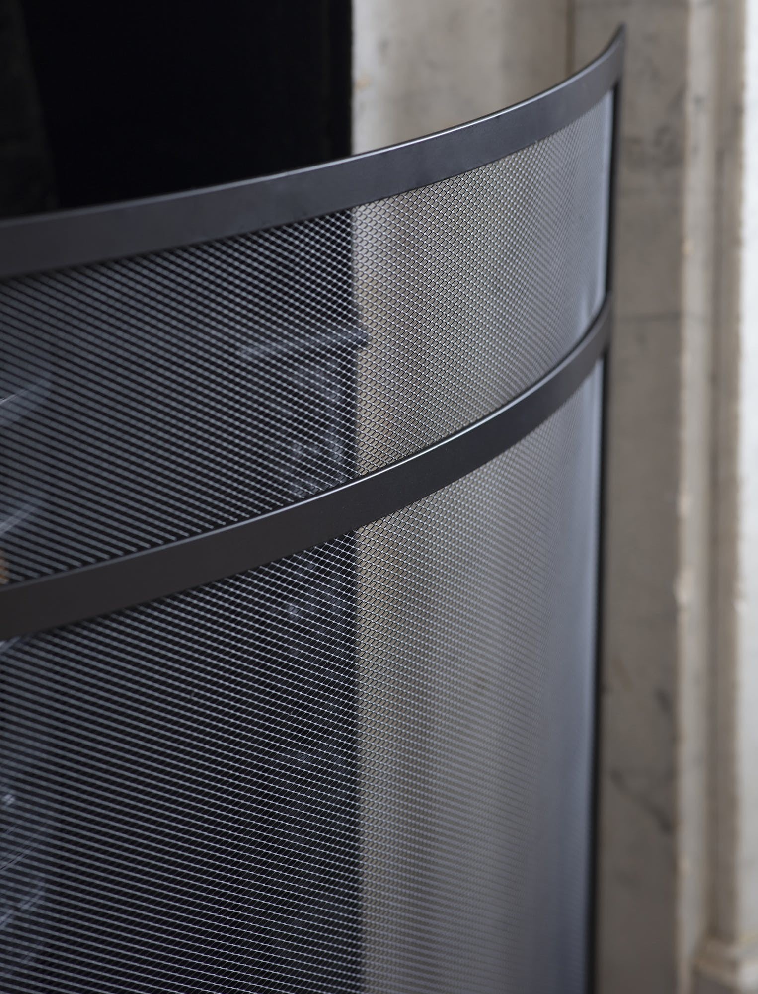contemporary curved firescreen