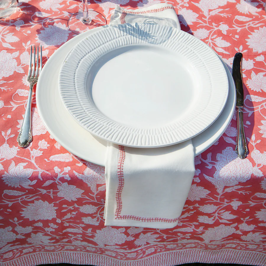 Latana Rose Indian Rose Tablecloth in 2 Sizes