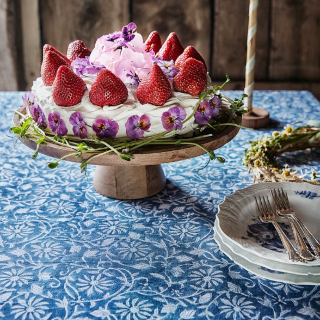 Margerita Tablecloth 170 x 270cm in 2 colours