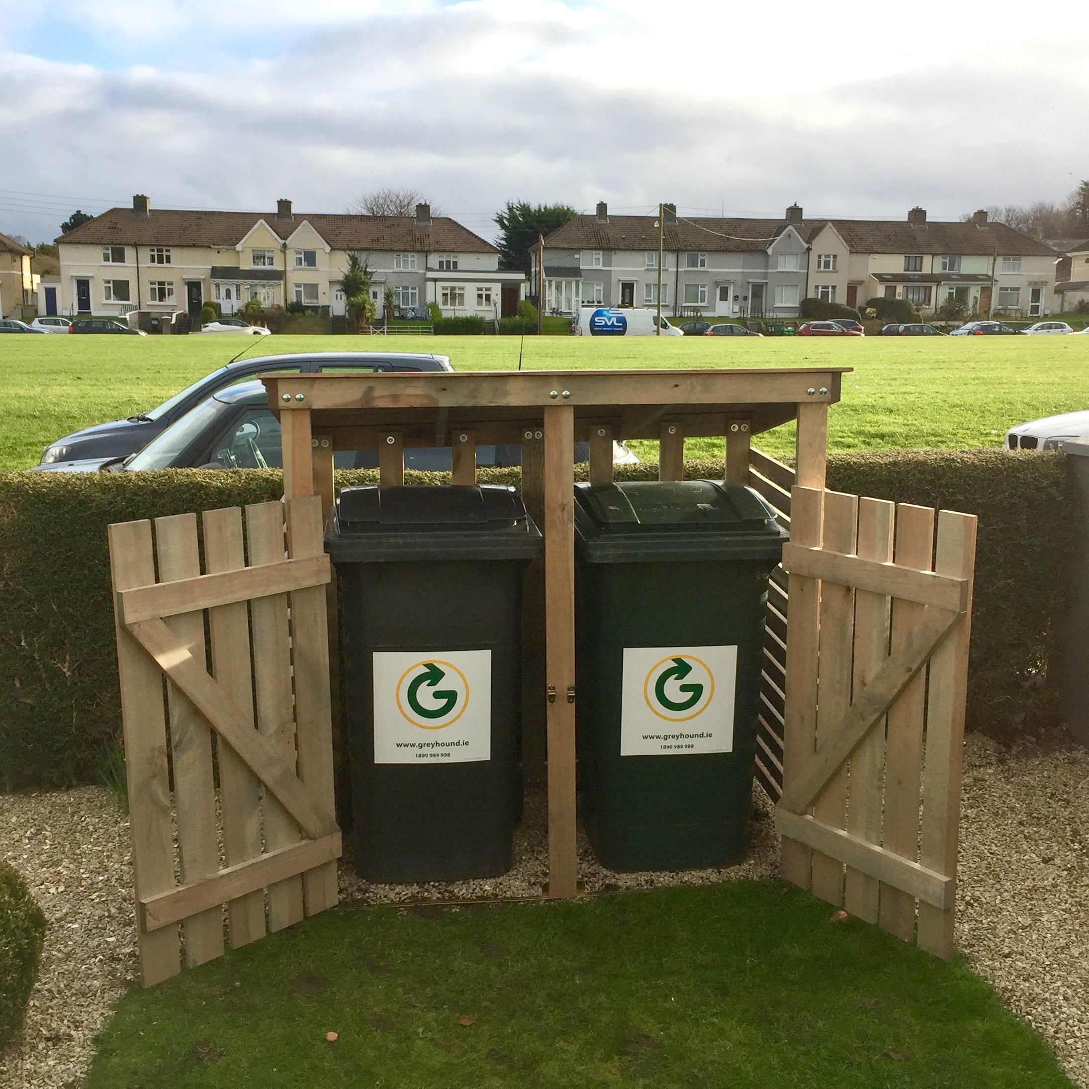 wheelie bin covers for two bins from the blue door