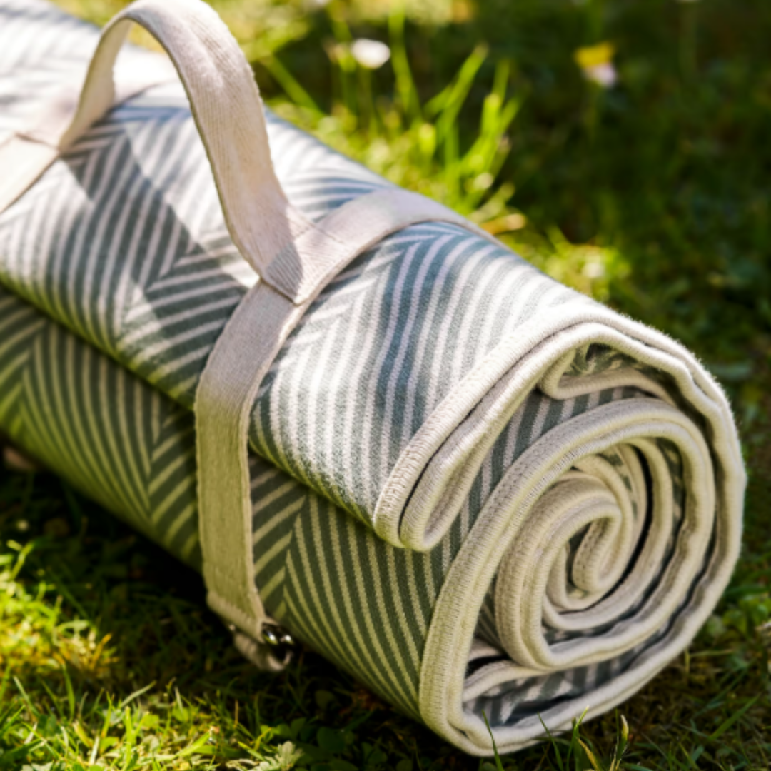 Roemary Herringbone Picnic Blanket