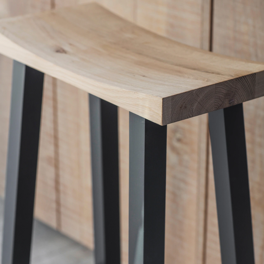 Oak Bar Stool in Natural or Carbon