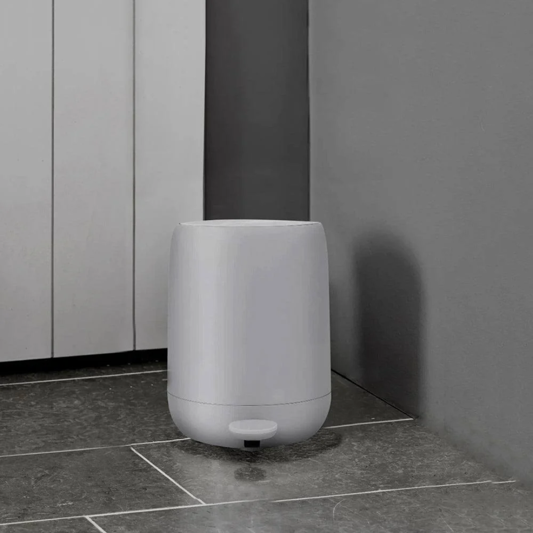 Pedal Bin in 4 Colours