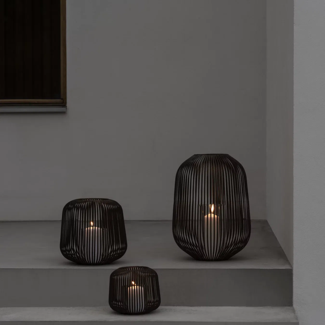 Black Elegant Lantern in 2 Sizes