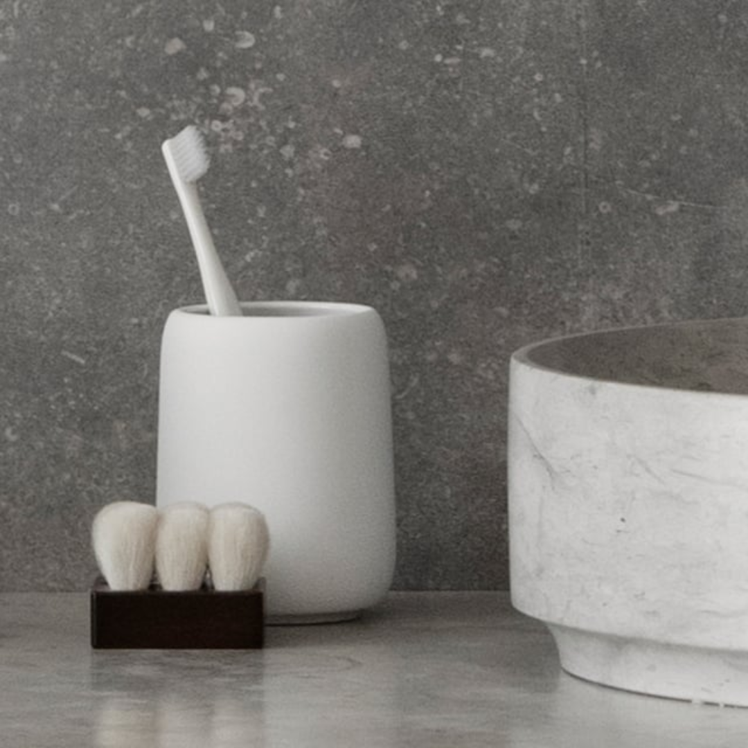 Toothbrush Tumbler in 4 Colours