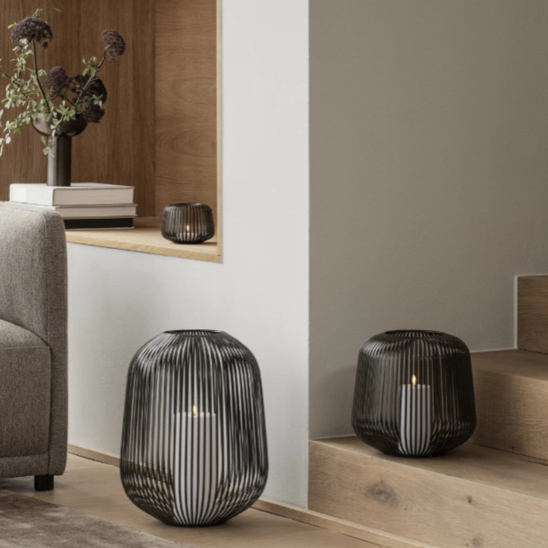 Black Elegant Lantern in 2 Sizes