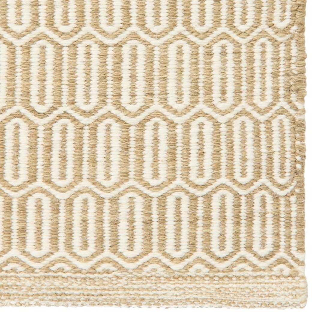 Speckled Rug in Beige - 4 sizes