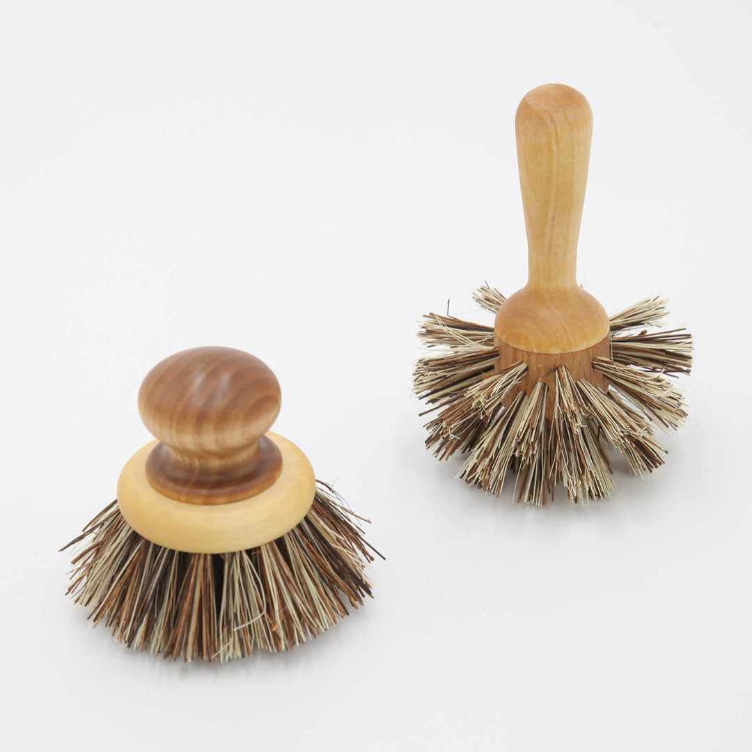 Heavy-Duty Round Pot & Pan Brush with Handle