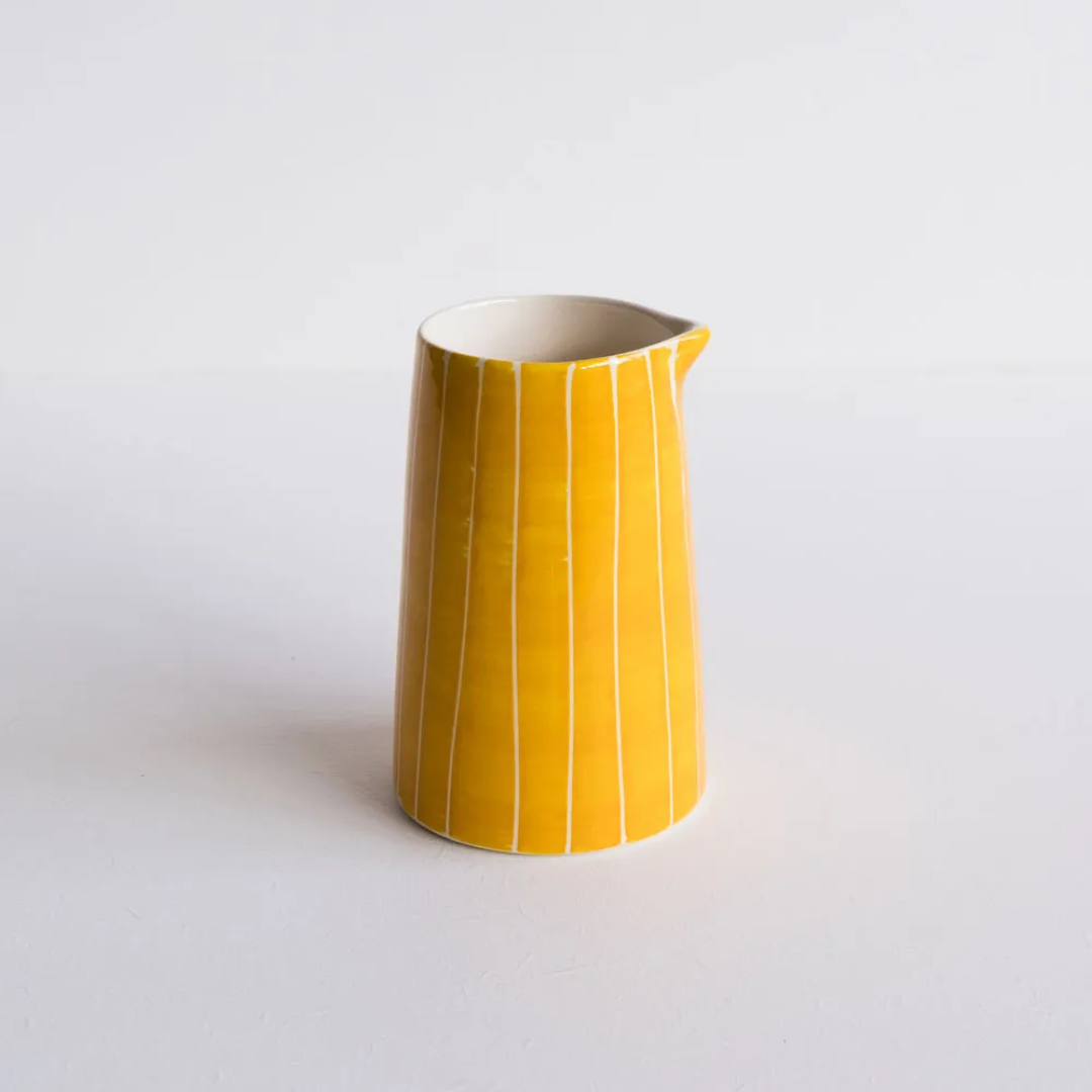 Creamer Sgrafitto Stripe