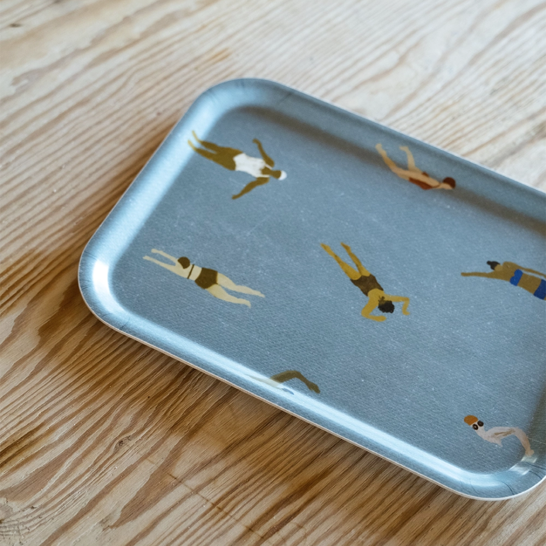 Small Tray 20 x 27cm in Golfers or Swimmers Pattern