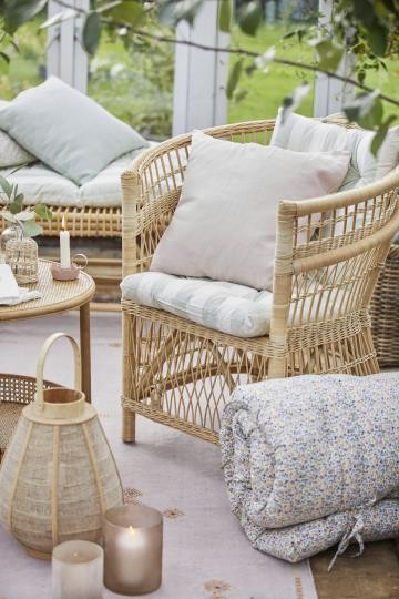 Light Pink Cushion Cover