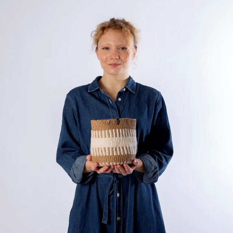 Extra Small Market Basket in White Rib