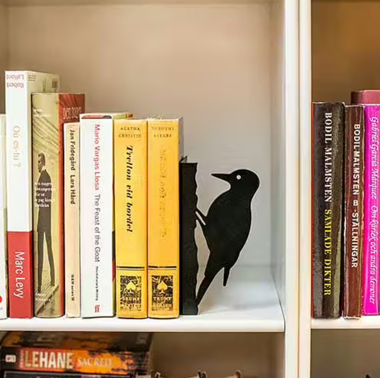 Bookend Woodpecker Right