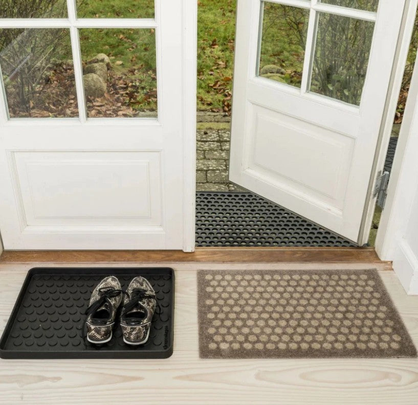 Recycled Rubber Shoe Tray in Medium
