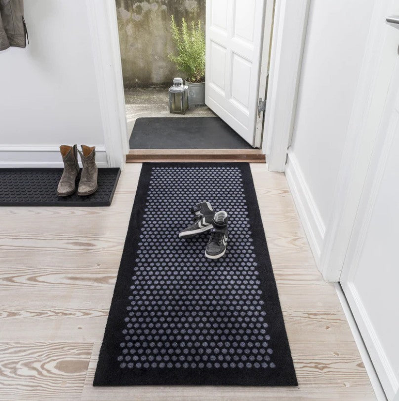 Recycled Rubber Shoe Tray in Large