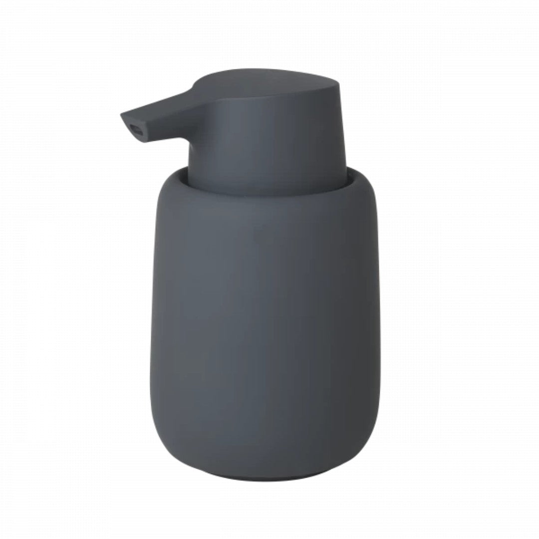 Soap Dispenser in Magnet