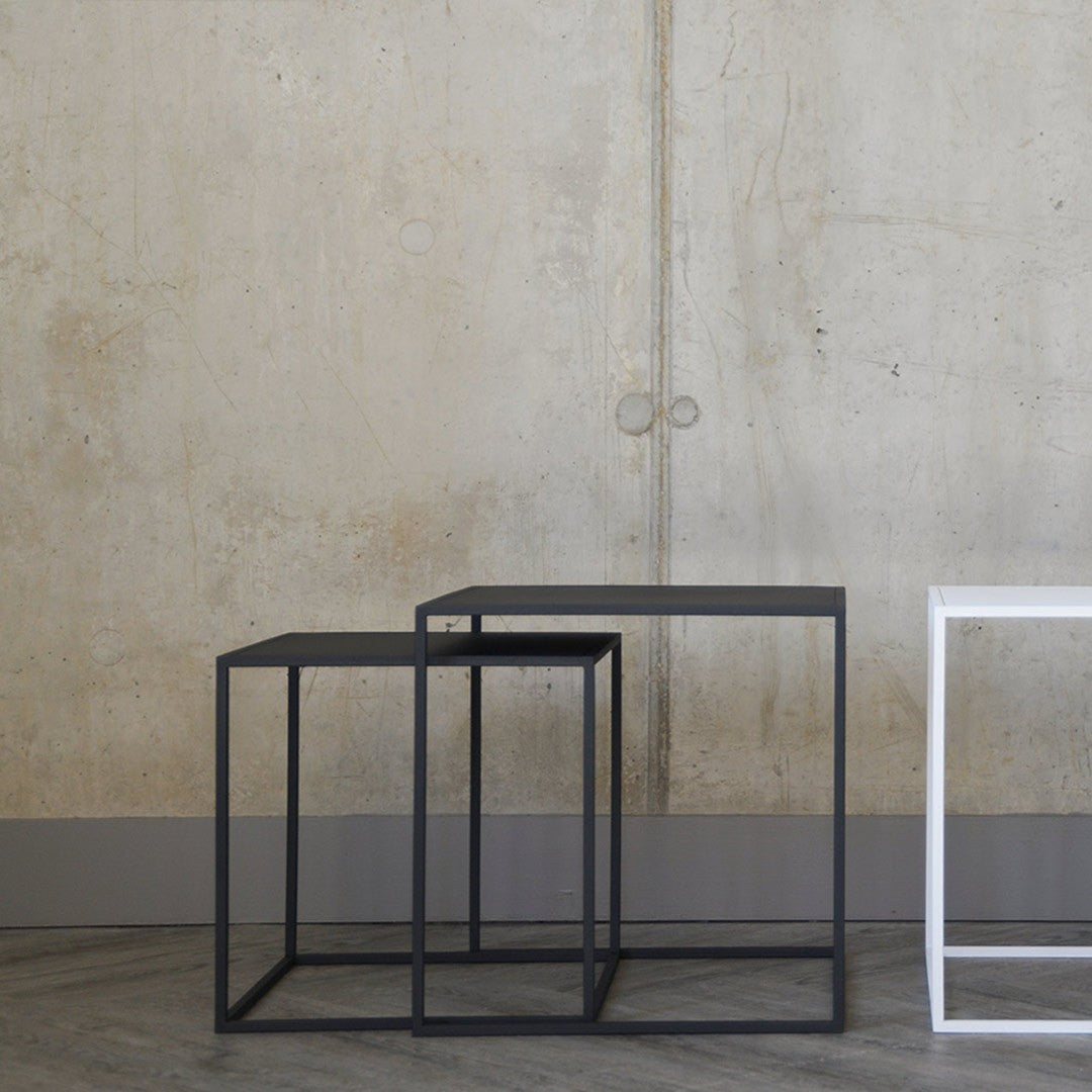 Nesting Coffee Tables in Black - Set of 2