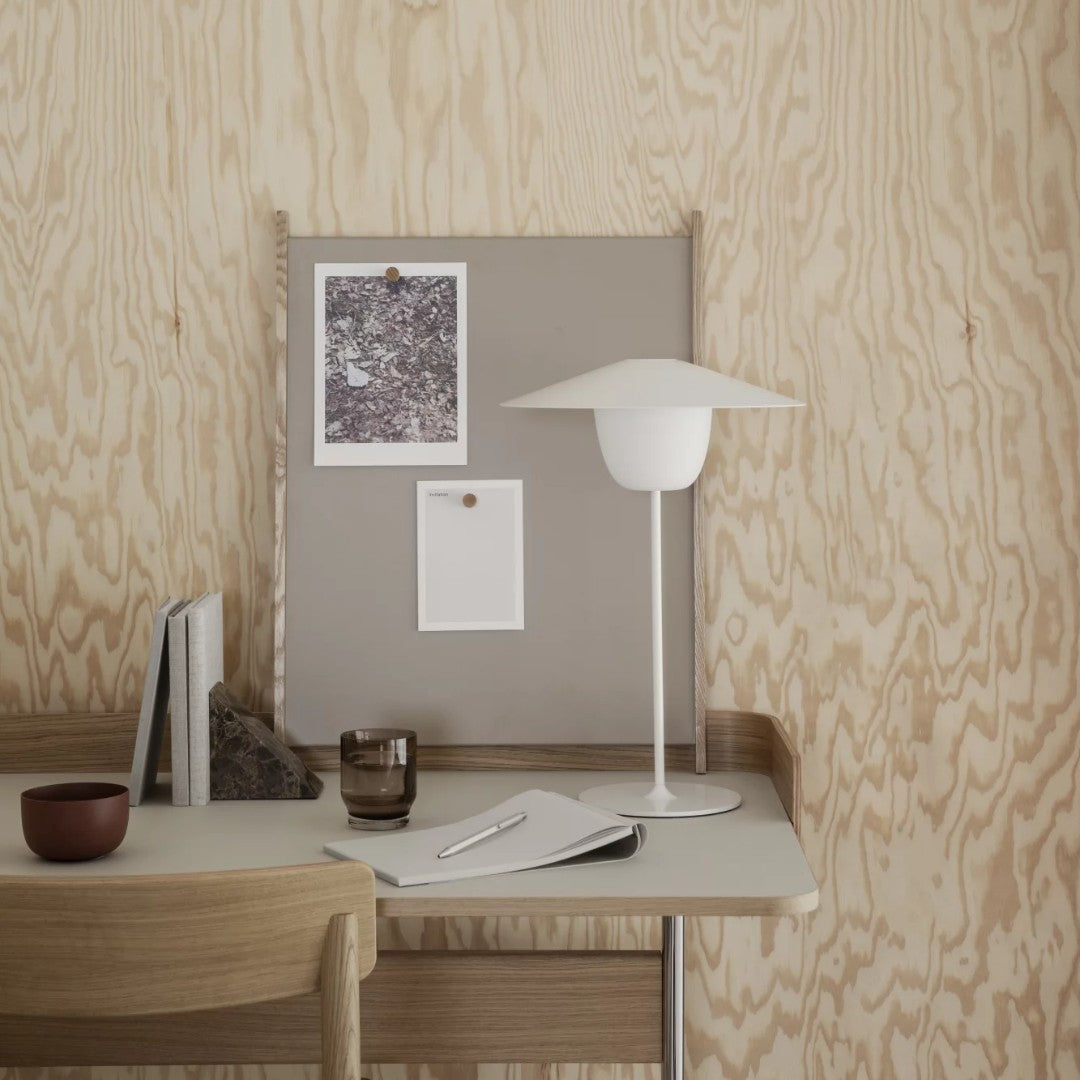 Magnet Board in Dove