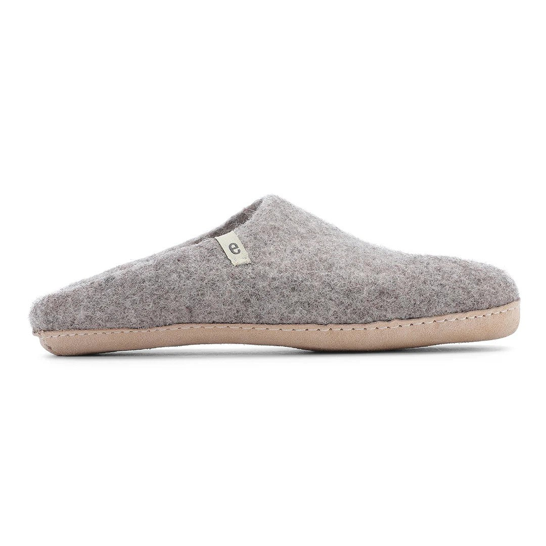 Slippers in Natural Grey - 3 sizes