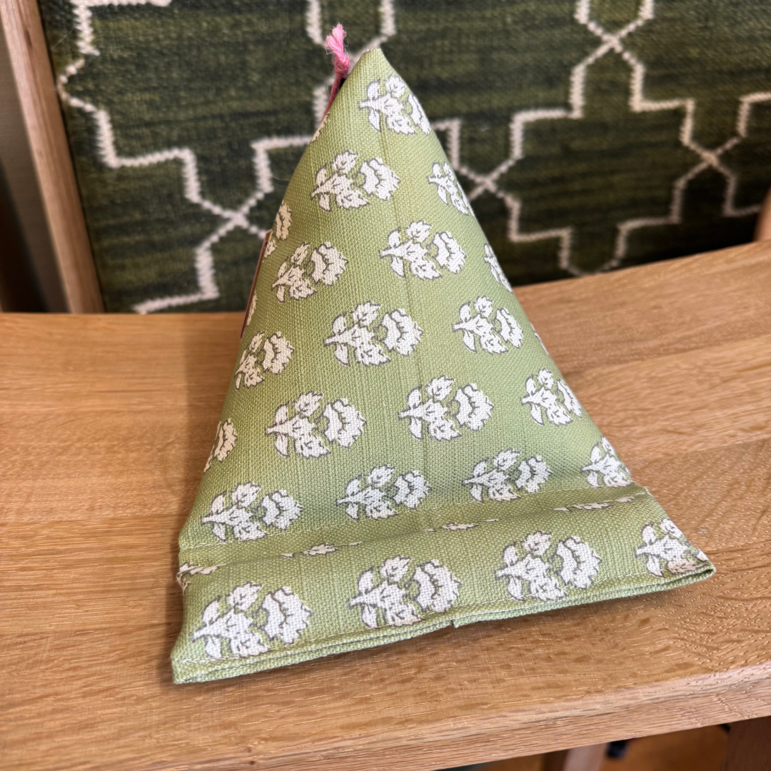 Patterned Phone Stand