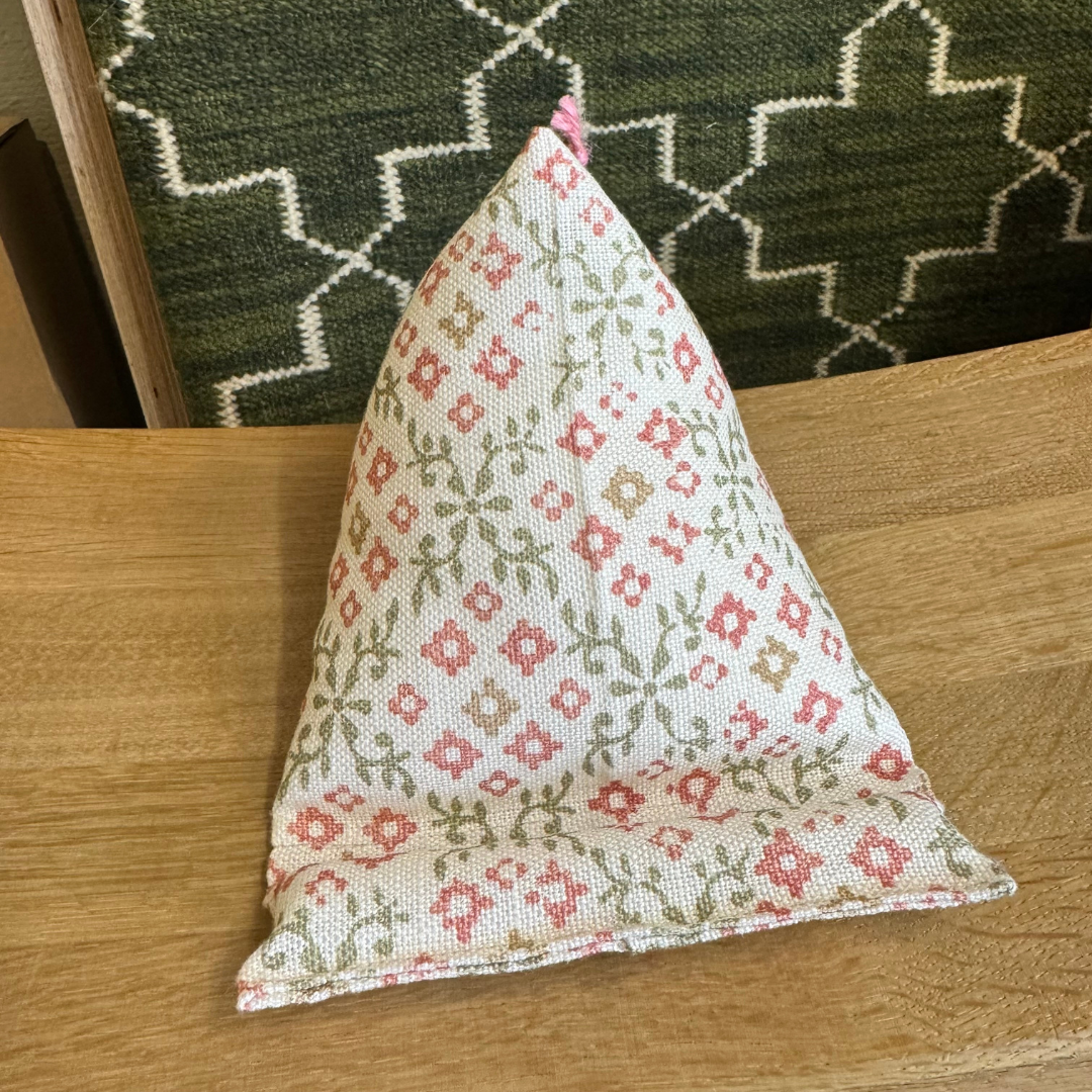 Patterned Phone Stand