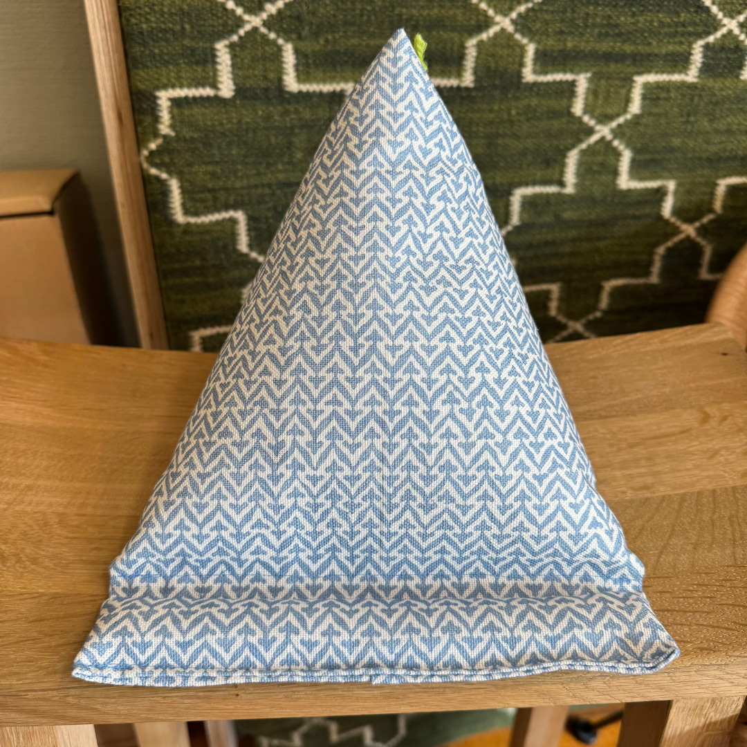 Patterned Tablet Stand