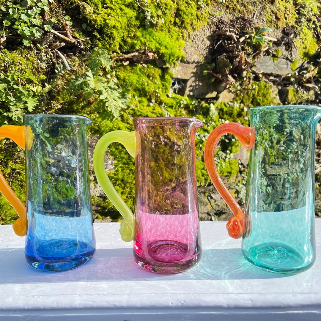 Small Tapered Jug Bold