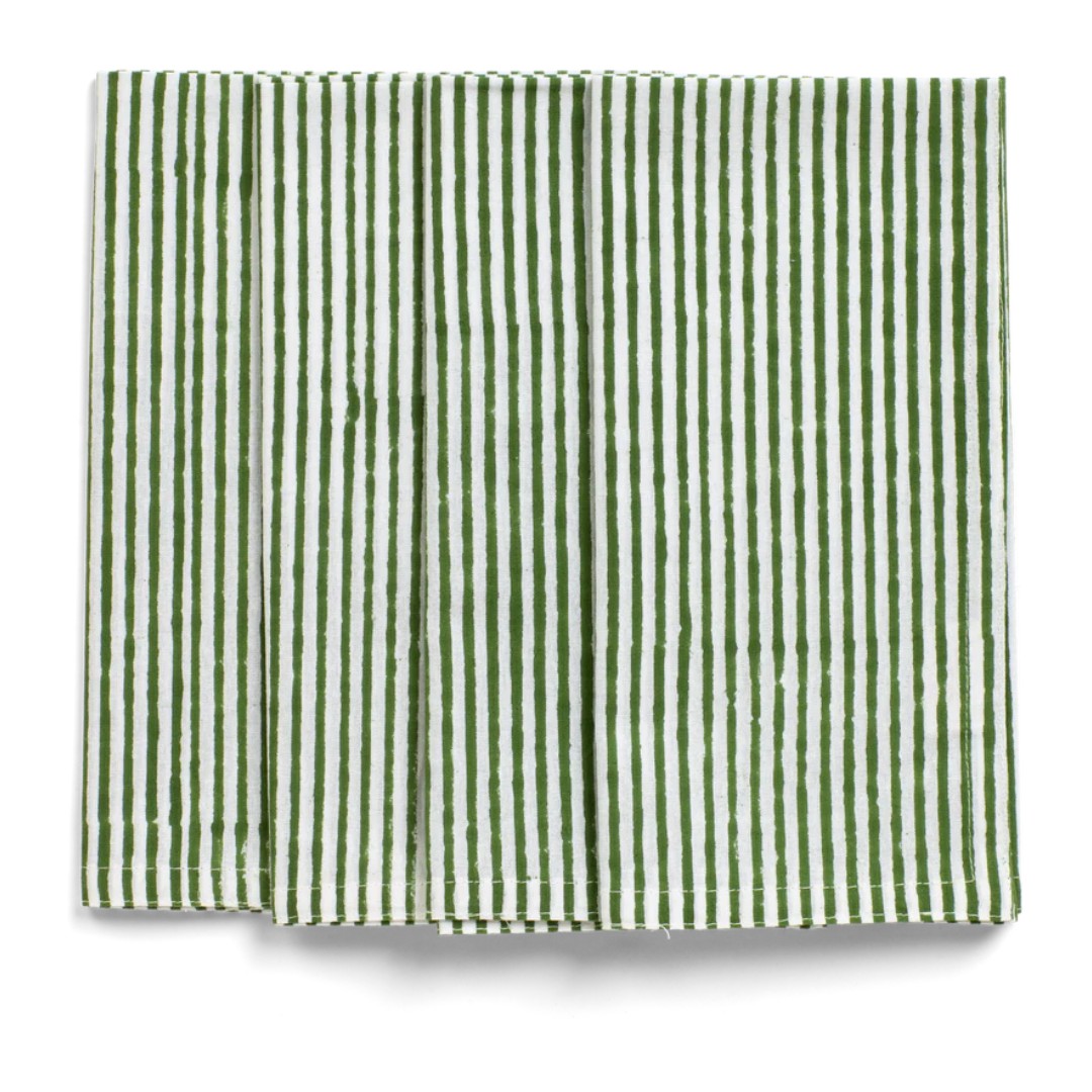 Set of 4 Napkins with Stripe Pattern in Dark Rose