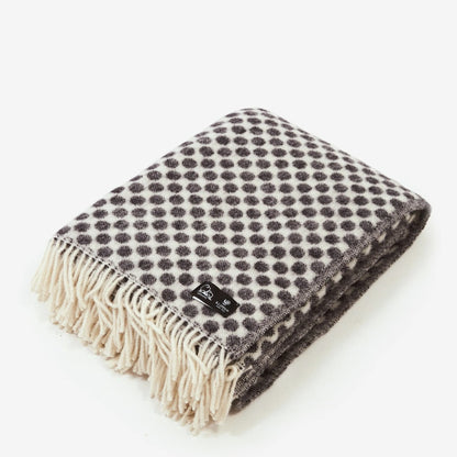 Black Dot Throw