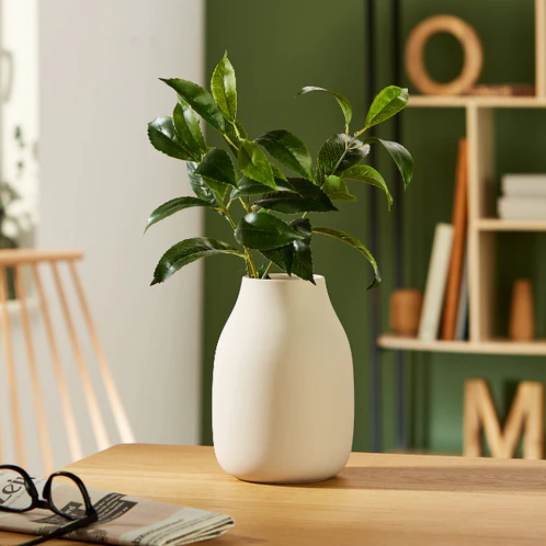 Beige Ceramic Vase in 2 Sizes