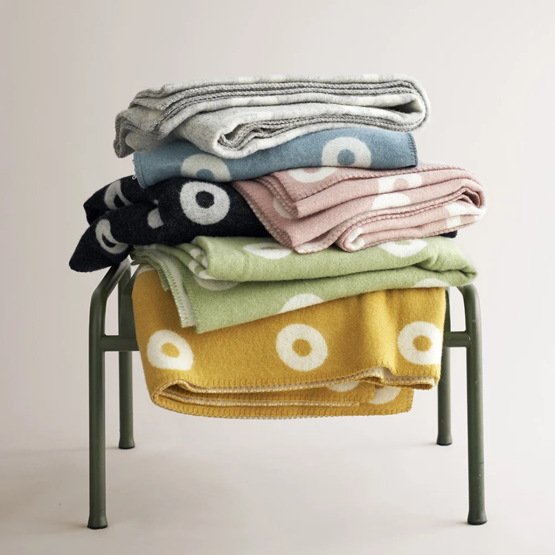 Rings Baby Blanket in 2 Colours